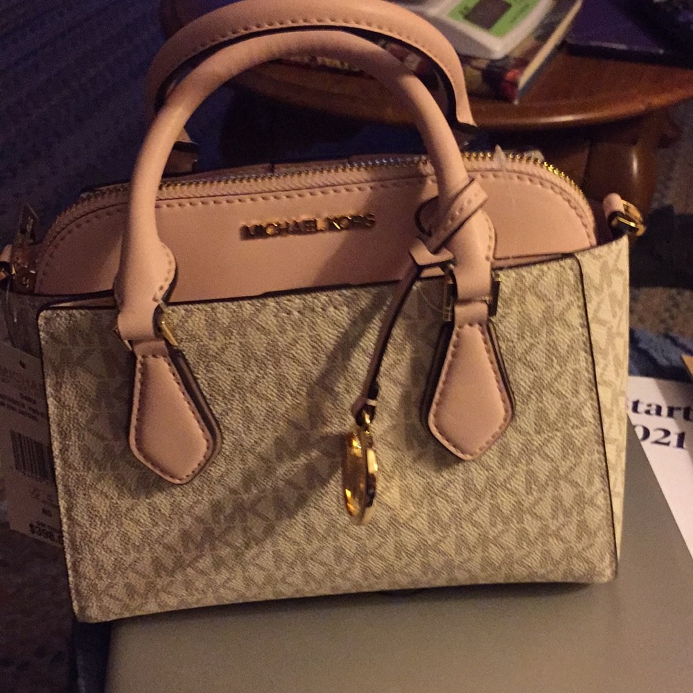 Michael Kors 2-1 small purse / crossbody
